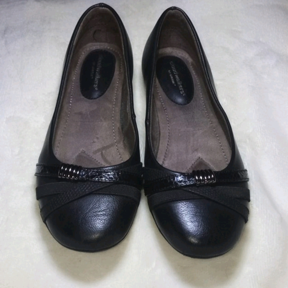 Black Slip-on Flats
